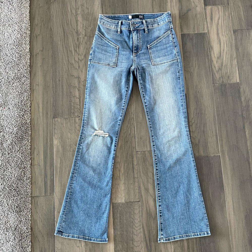 Kut from the Kloth Ana Mid Rise Flare - size 0